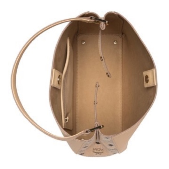 MCM Hobo - Picture 4 of 8